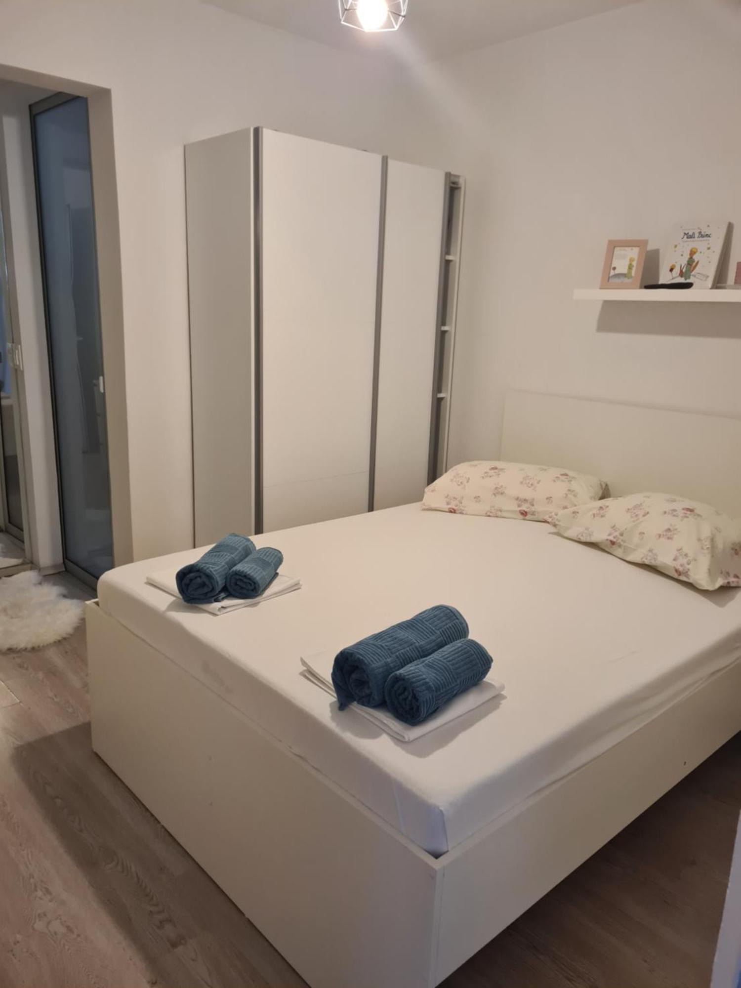 Apartment Mirjana Makarska Exterior foto